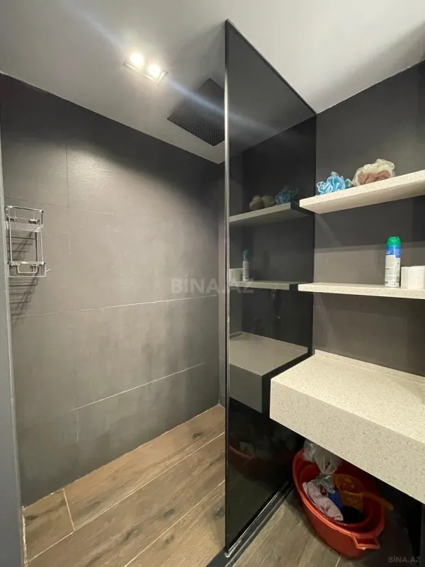 Satılır 4 otaqlı mənzil 90 m²