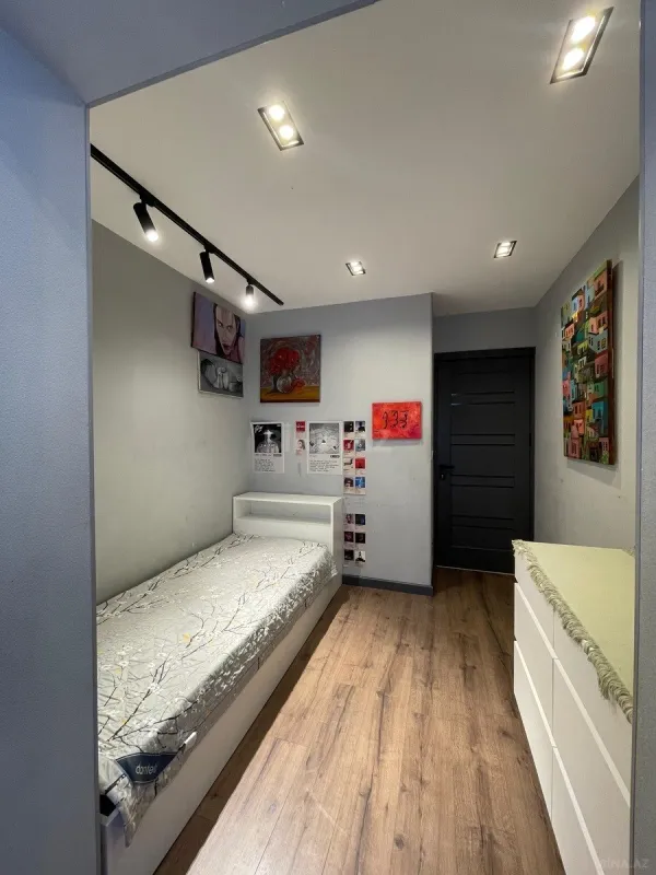 Satılır 4 otaqlı mənzil 90 m²