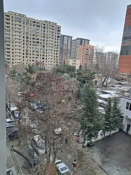 Satılır 4 otaqlı mənzil 287.7 m²