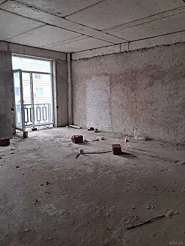 Satılır 4 otaqlı mənzil 287.7 m²