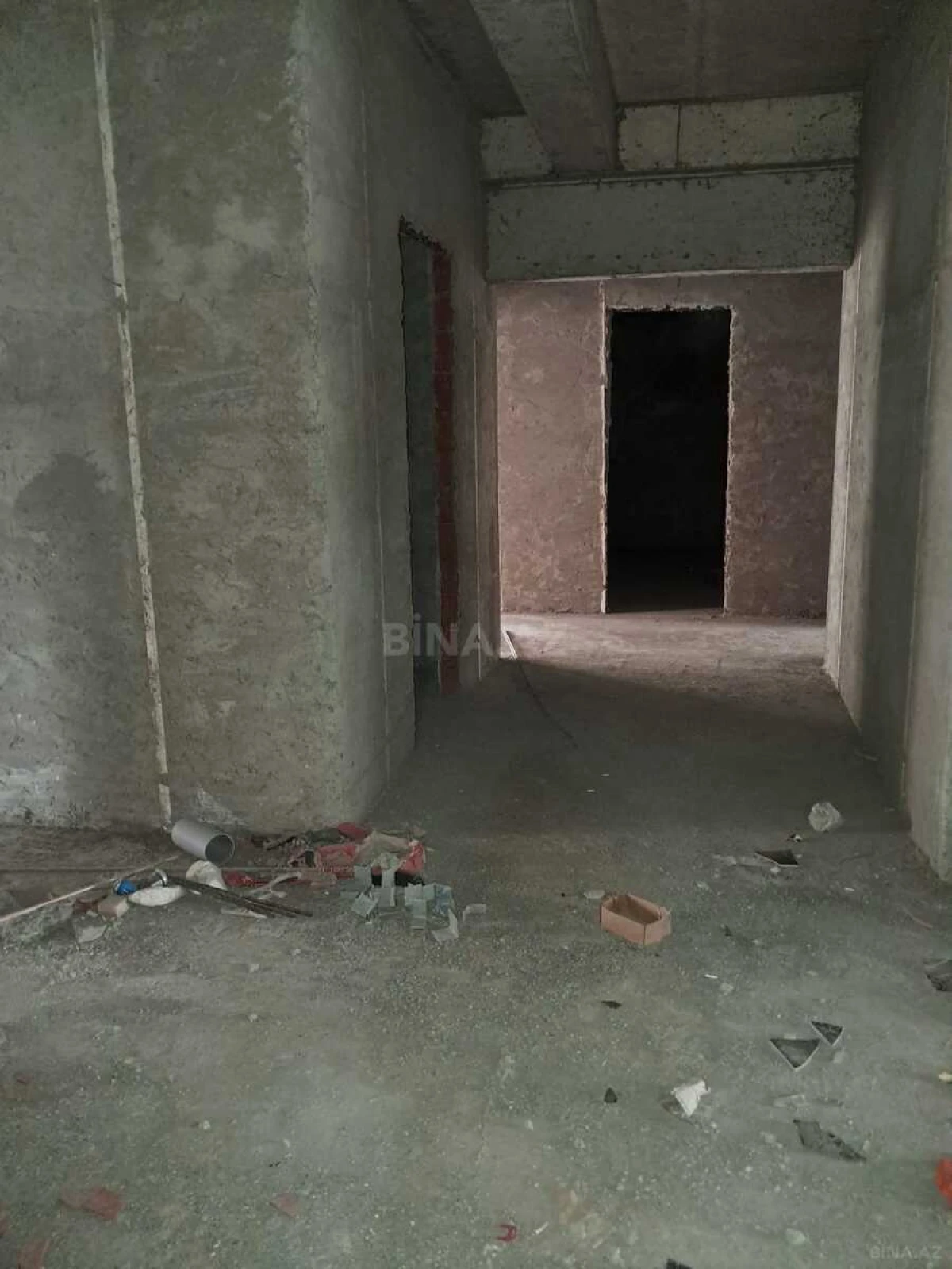 Satılır 4 otaqlı mənzil 287.7 m²