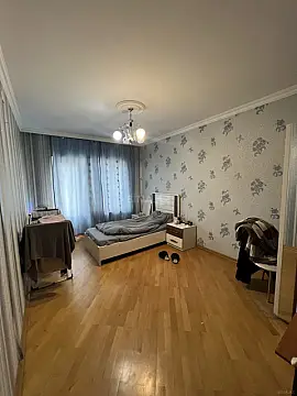Satılır 4 otaqlı mənzil 100 m²