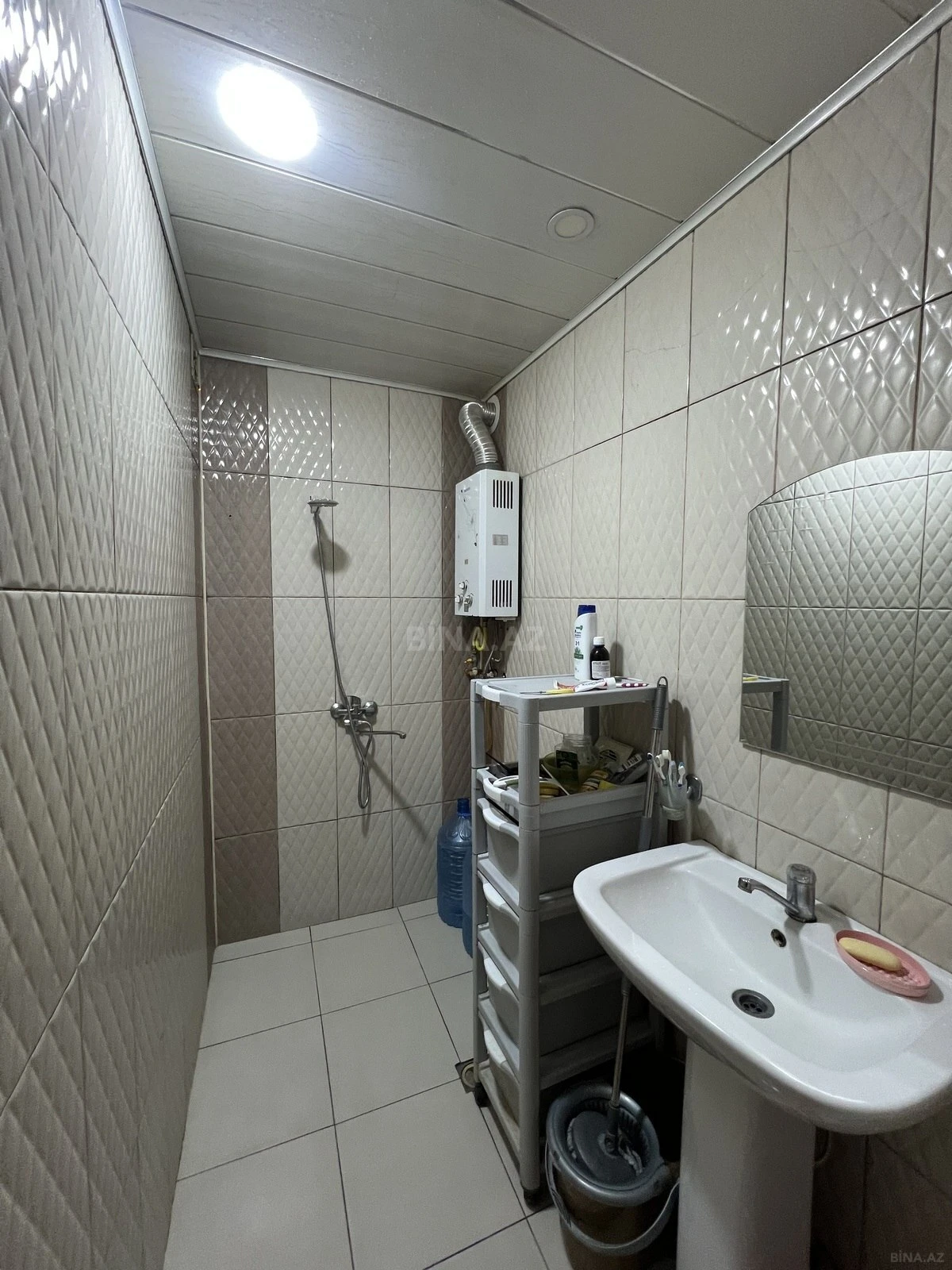 Satılır 4 otaqlı mənzil 100 m²