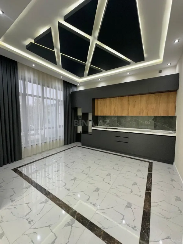 Satılır 4 otaqlı həyət evi 140 m²