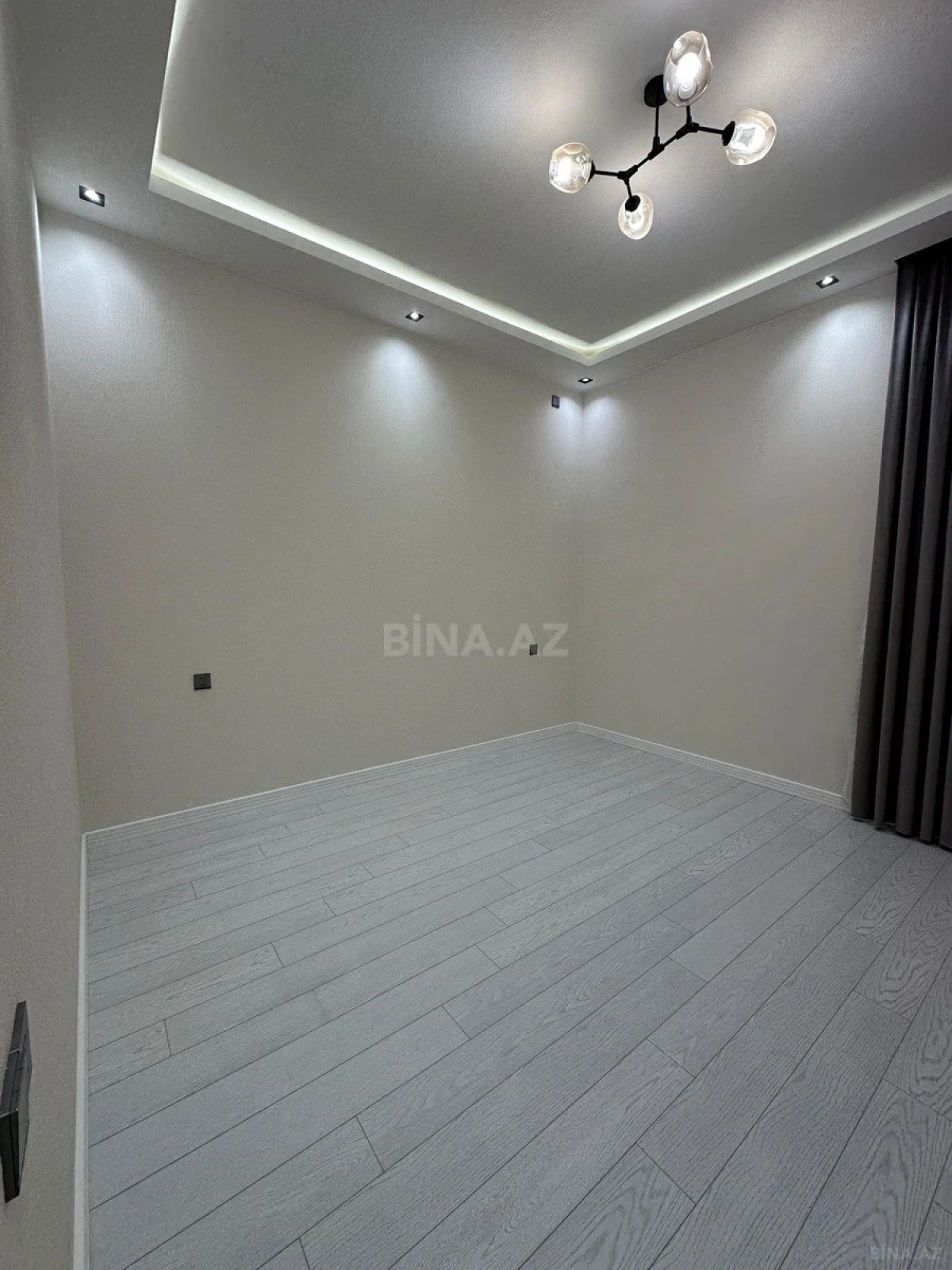 Satılır 4 otaqlı həyət evi 140 m²