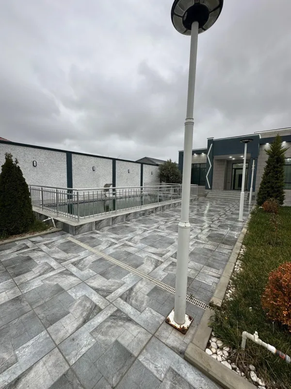 Satılır 4 otaqlı həyət evi 140 m²