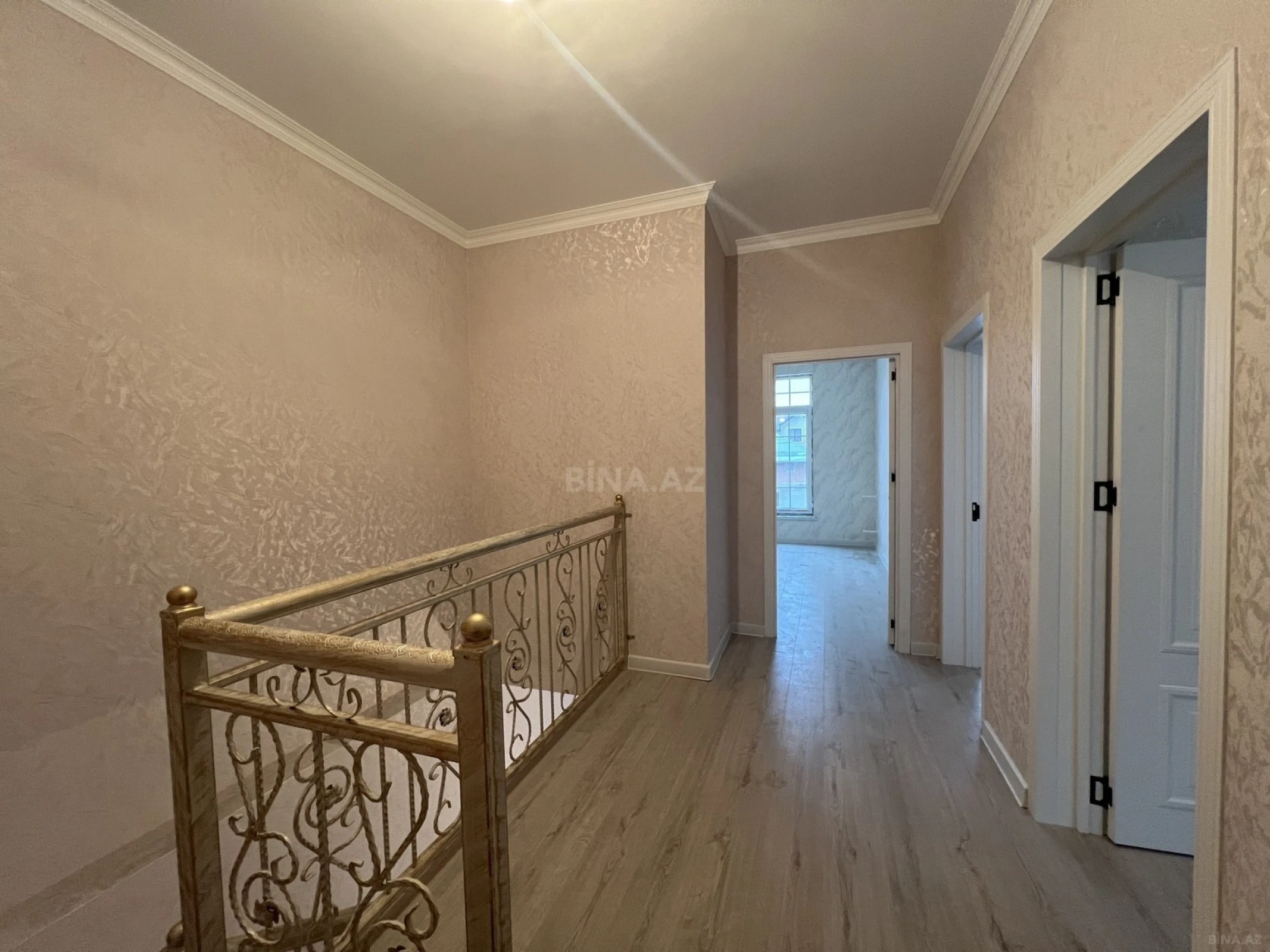 Satılır 4 otaqlı həyət evi 150 m²