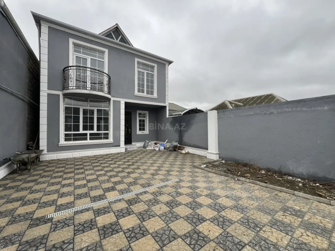 Satılır 4 otaqlı həyət evi 150 m²
