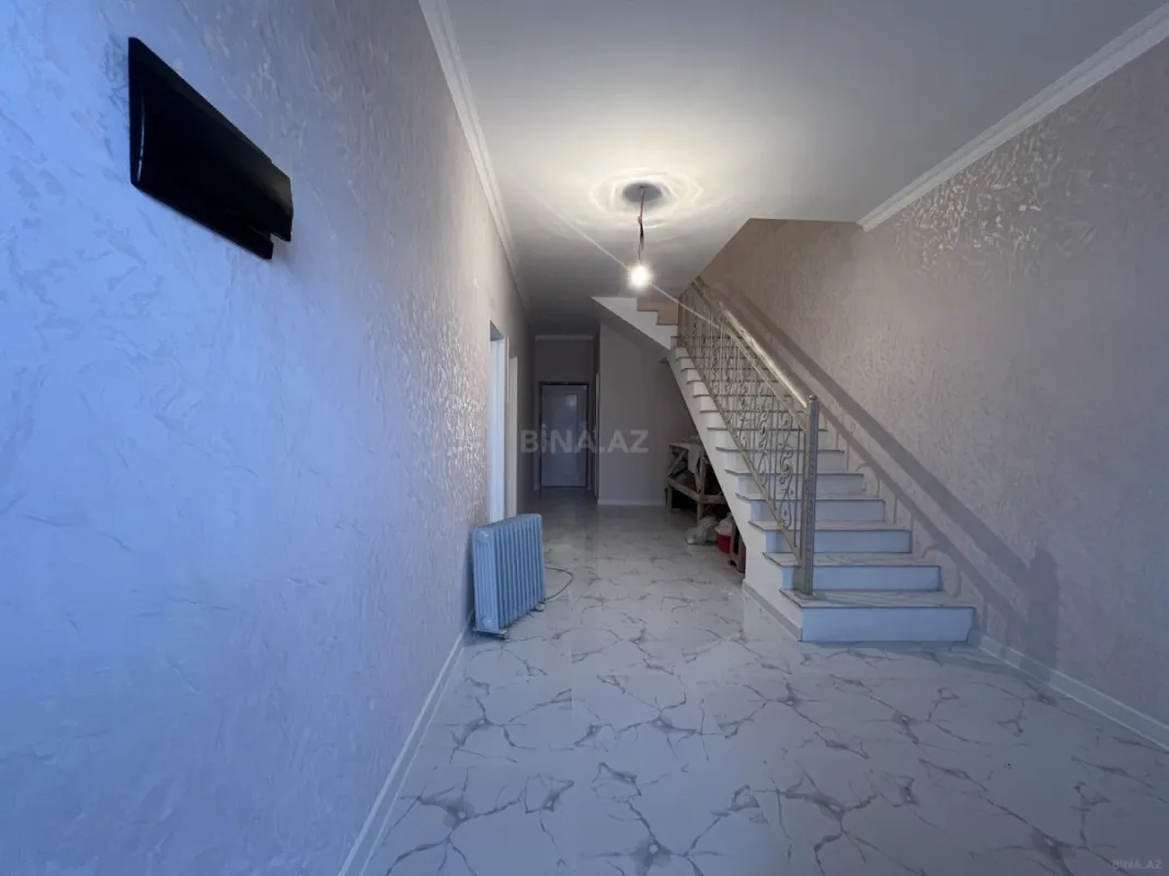Satılır 4 otaqlı həyət evi 150 m²