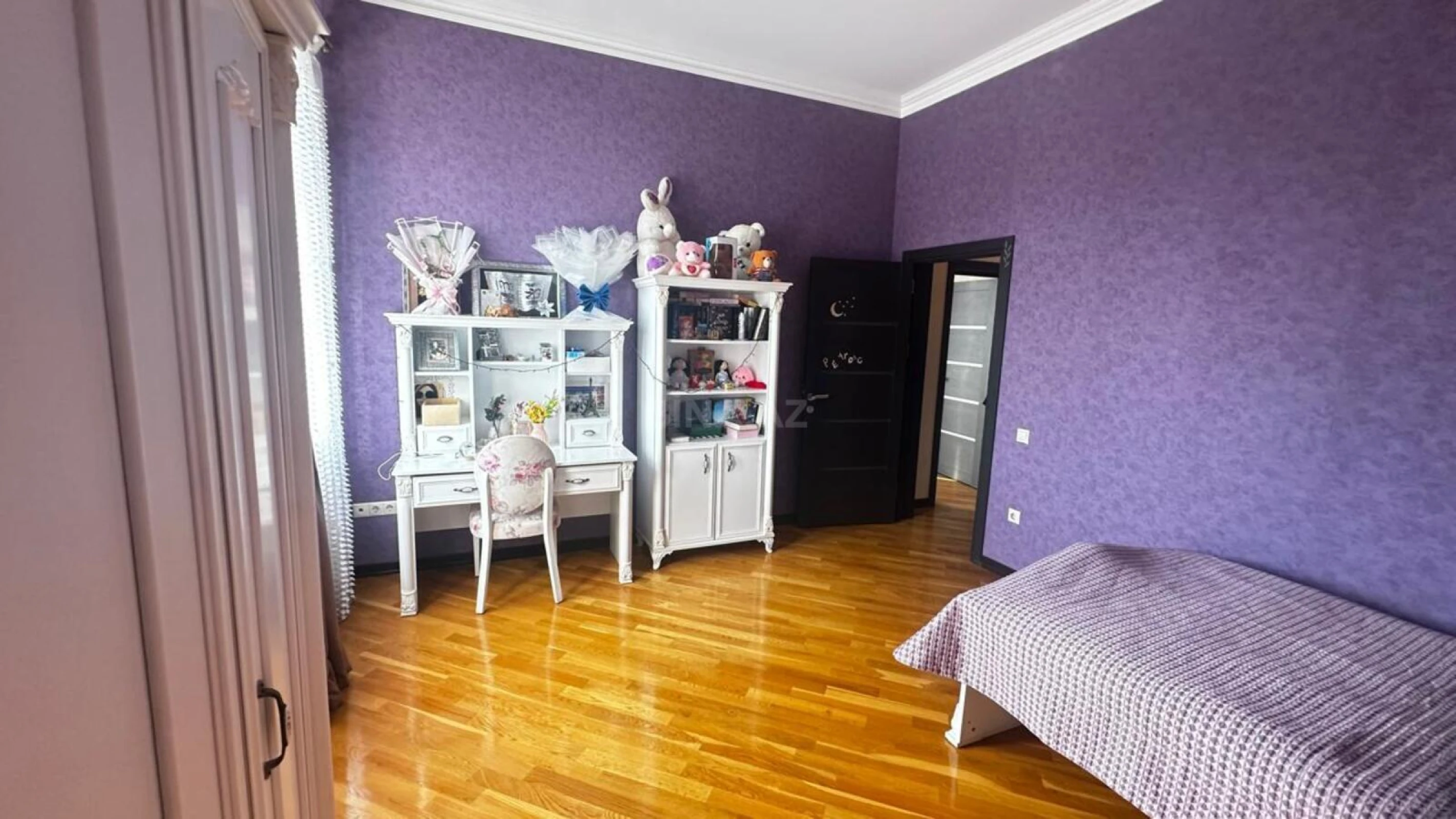 Satılır 6 otaqlı həyət evi 400 m²