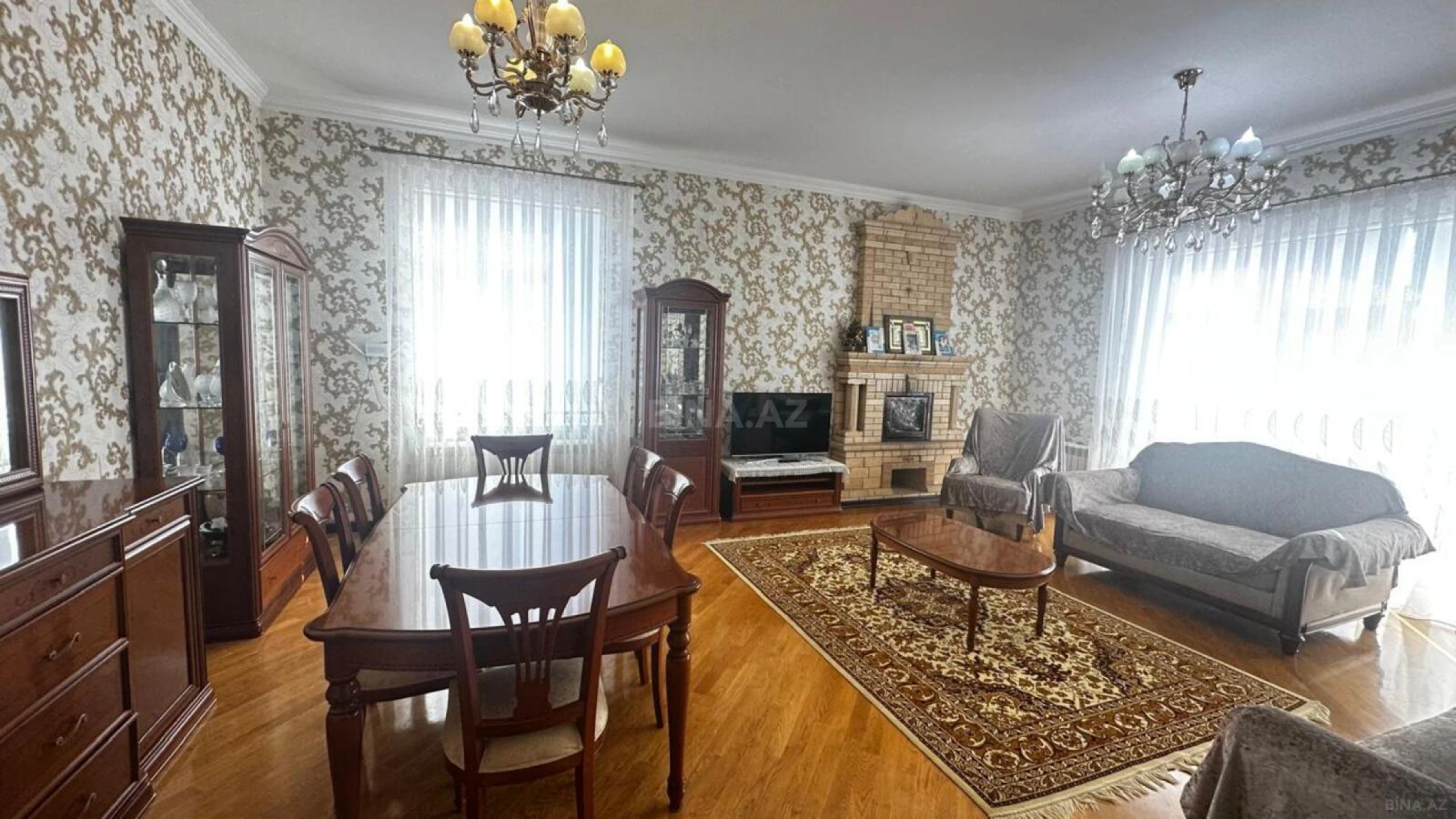 Satılır 6 otaqlı həyət evi 400 m²