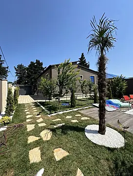 Kirayə verilir 4 otaqlı həyət evi 280 m²