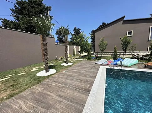 Kirayə verilir 4 otaqlı həyət evi 280 m²