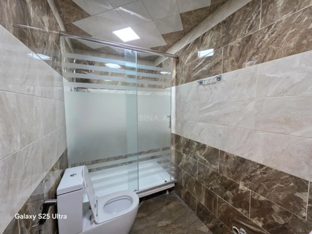 Kirayə verilir 4 otaqlı mənzil 150 m²