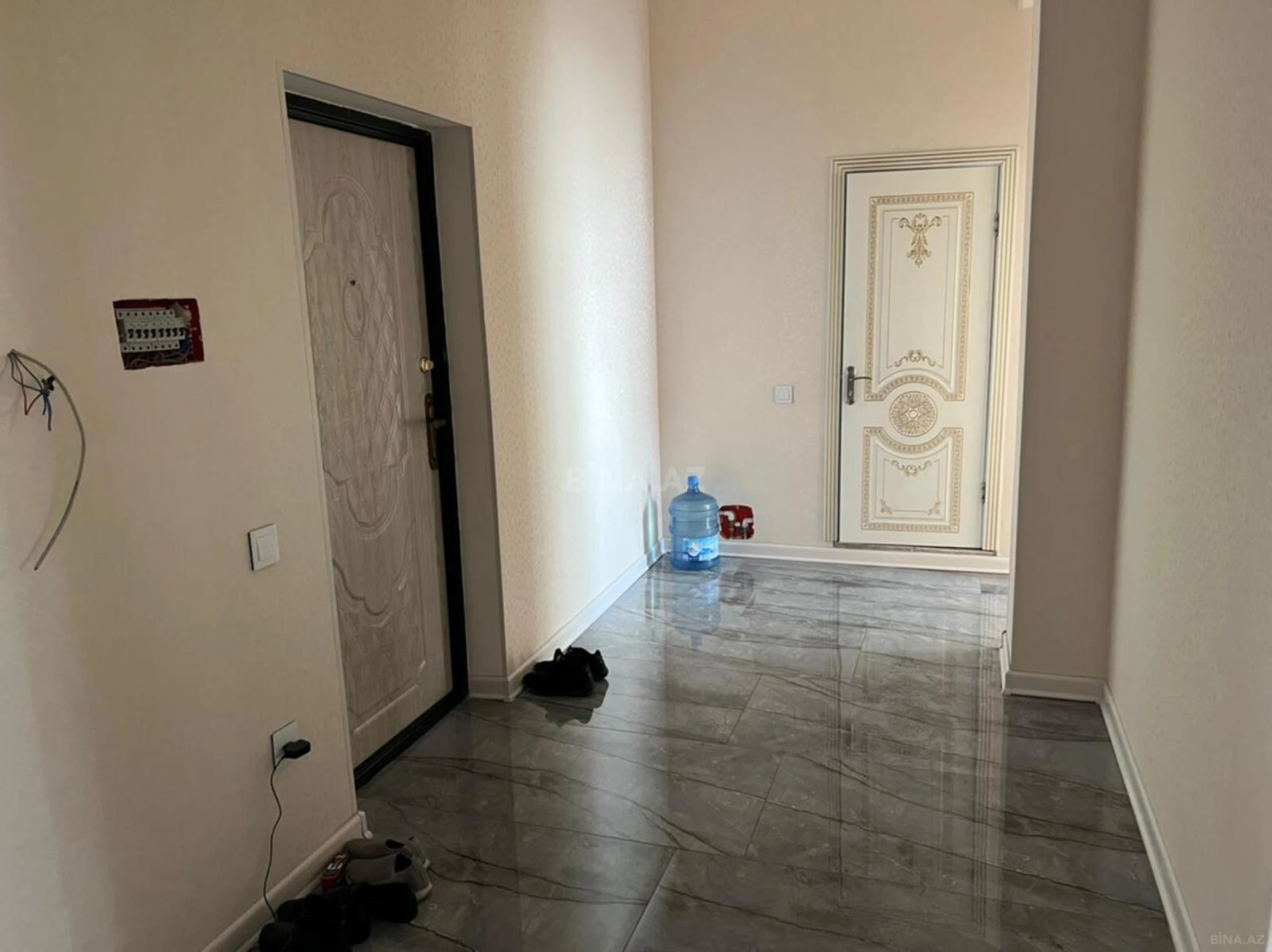 Kirayə verilir 2 otaqlı mənzil 86 m²