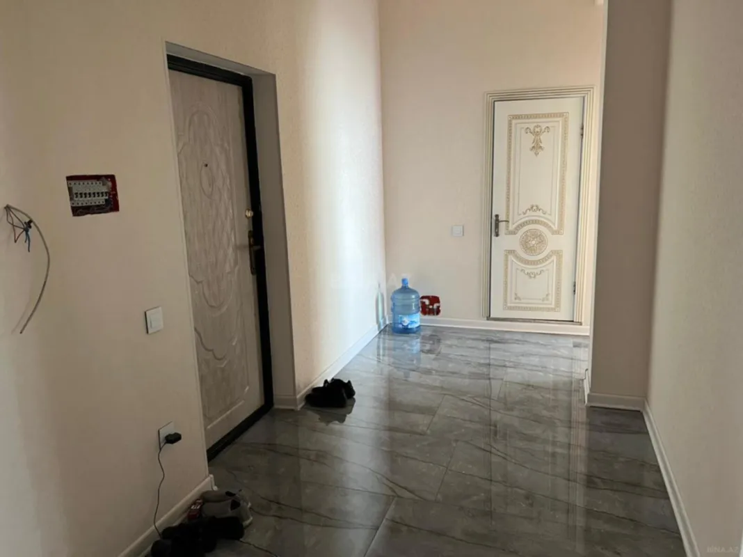 Kirayə verilir 2 otaqlı mənzil 86 m²