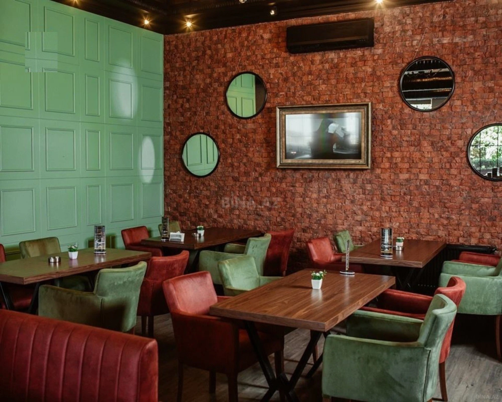 Satılır obyekt 600 m²