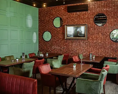 Satılır obyekt 600 m²