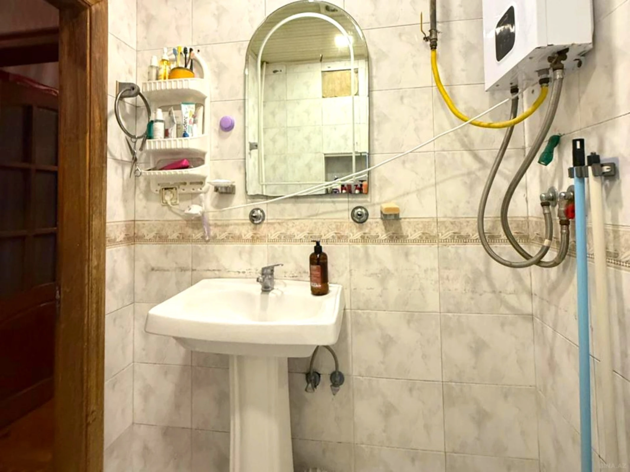 Satılır 4 otaqlı mənzil 80 m²