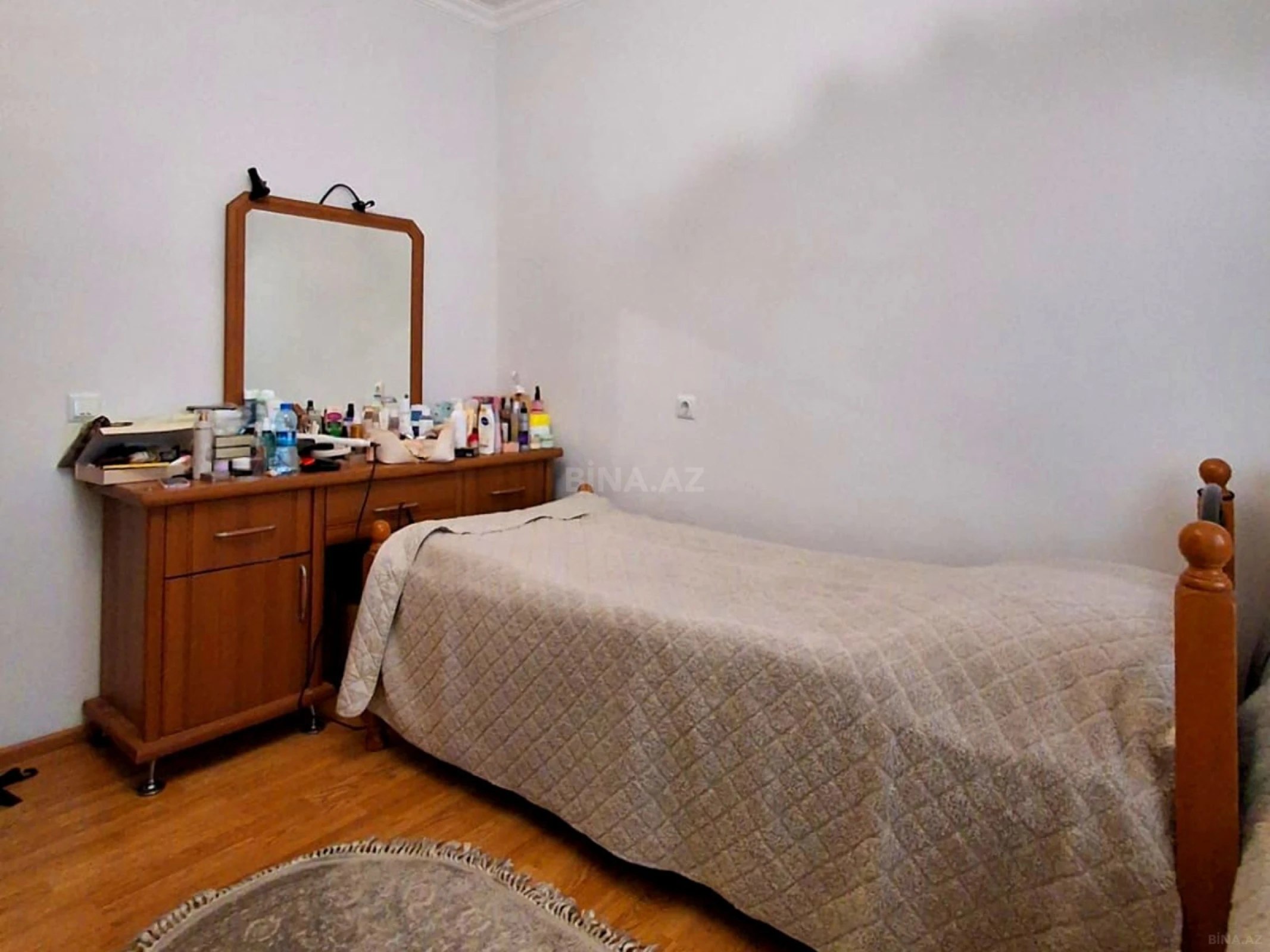 Satılır 4 otaqlı mənzil 80 m²