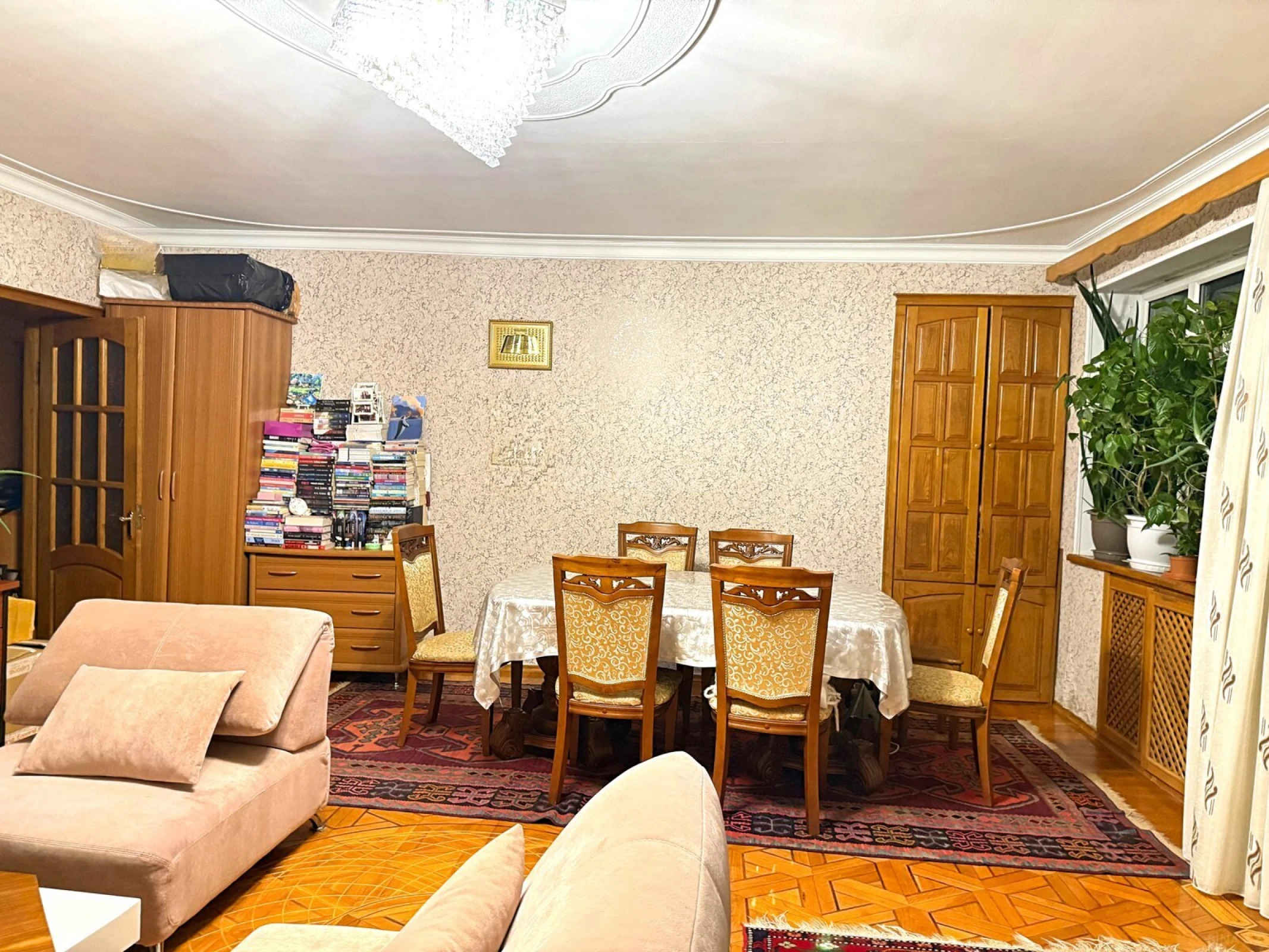 Satılır 4 otaqlı mənzil 80 m²