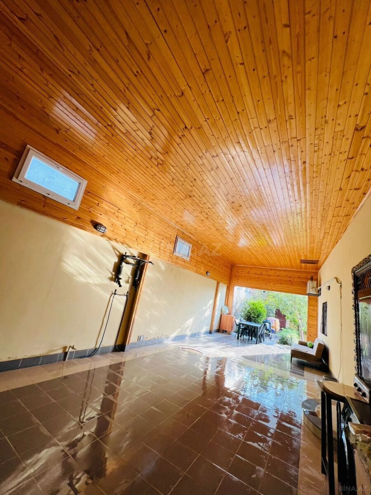 Satılır 4 otaqlı həyət evi 135 m²