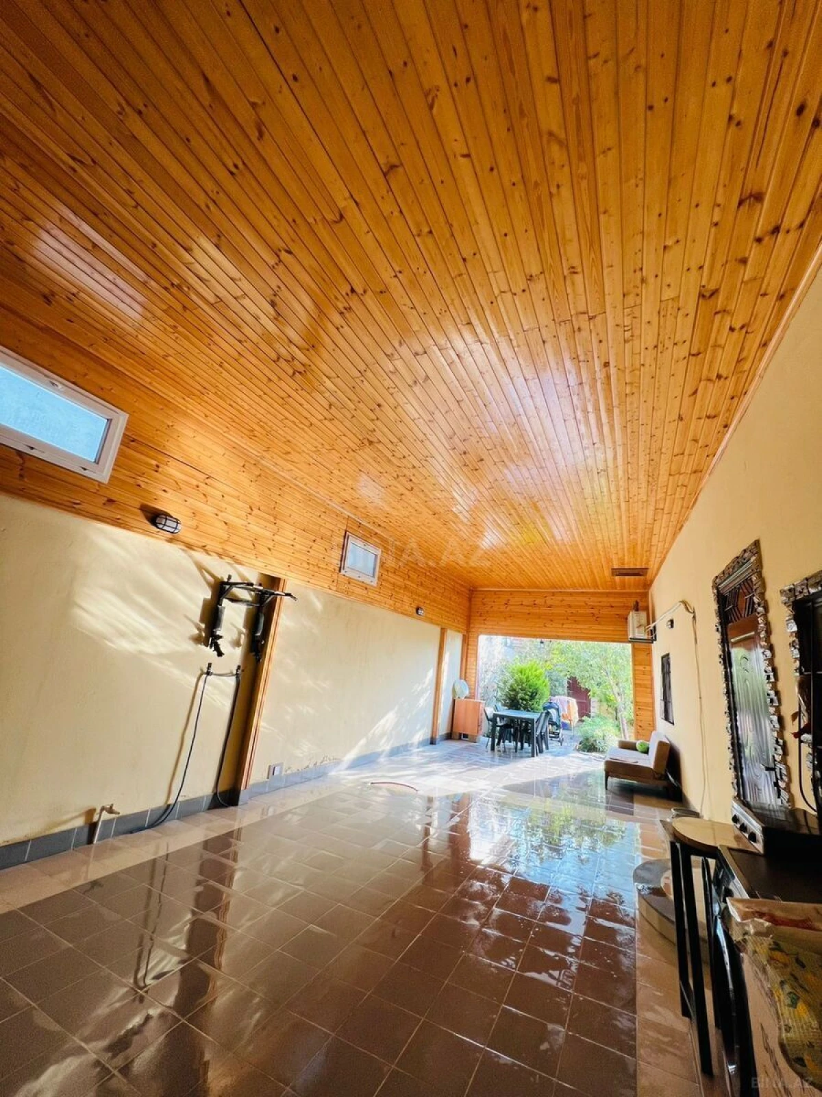 Satılır 4 otaqlı həyət evi 135 m²