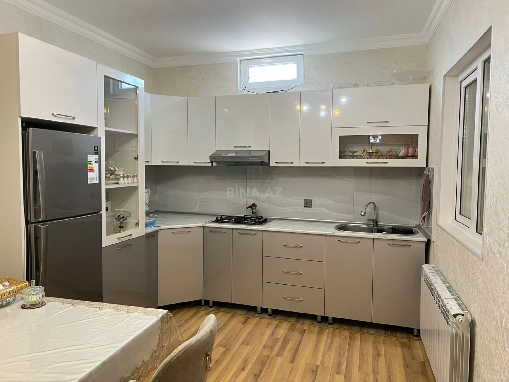 Satılır 4 otaqlı həyət evi 135 m²