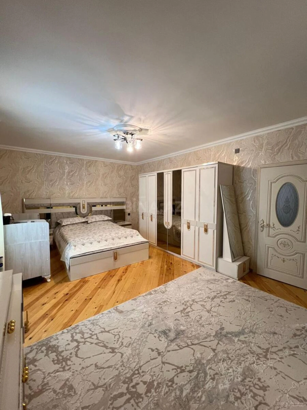 Satılır 4 otaqlı həyət evi 135 m²