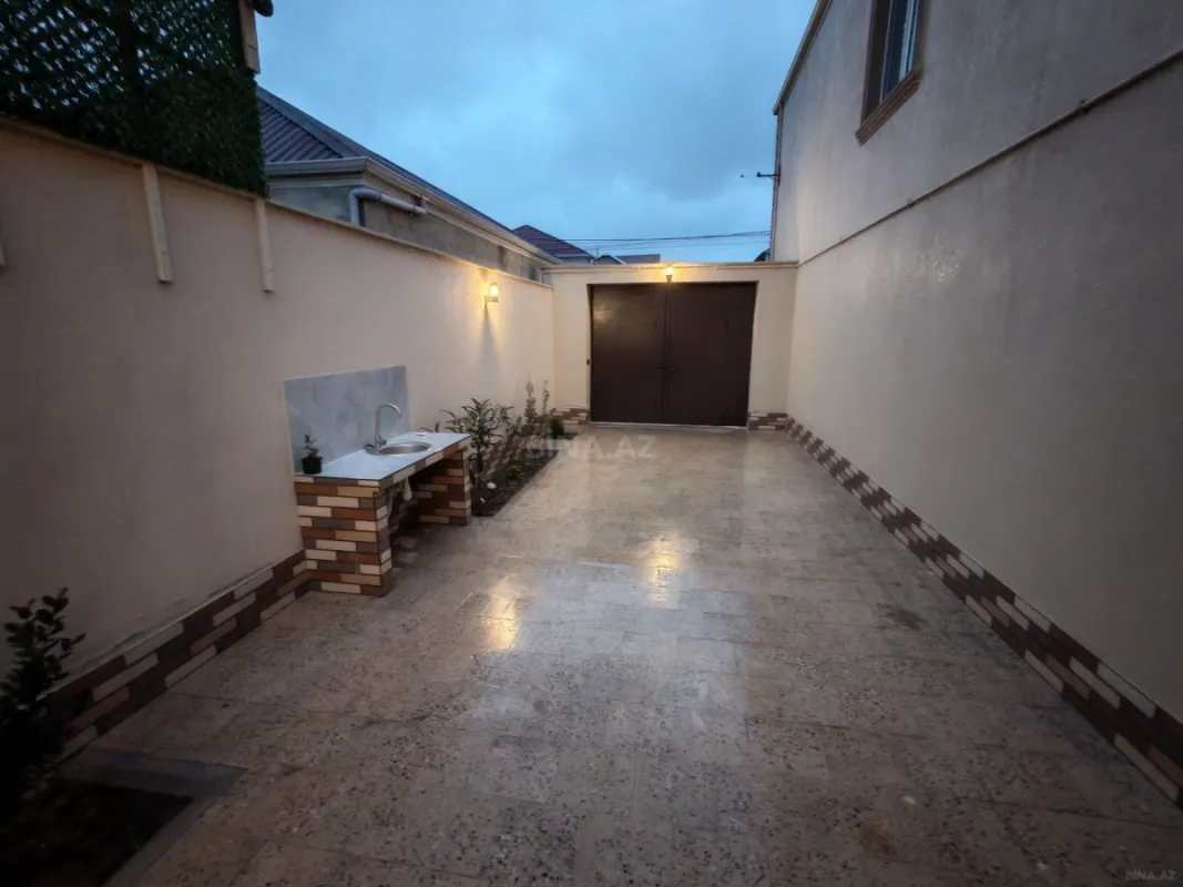 Satılır 4 otaqlı həyət evi 130 m²
