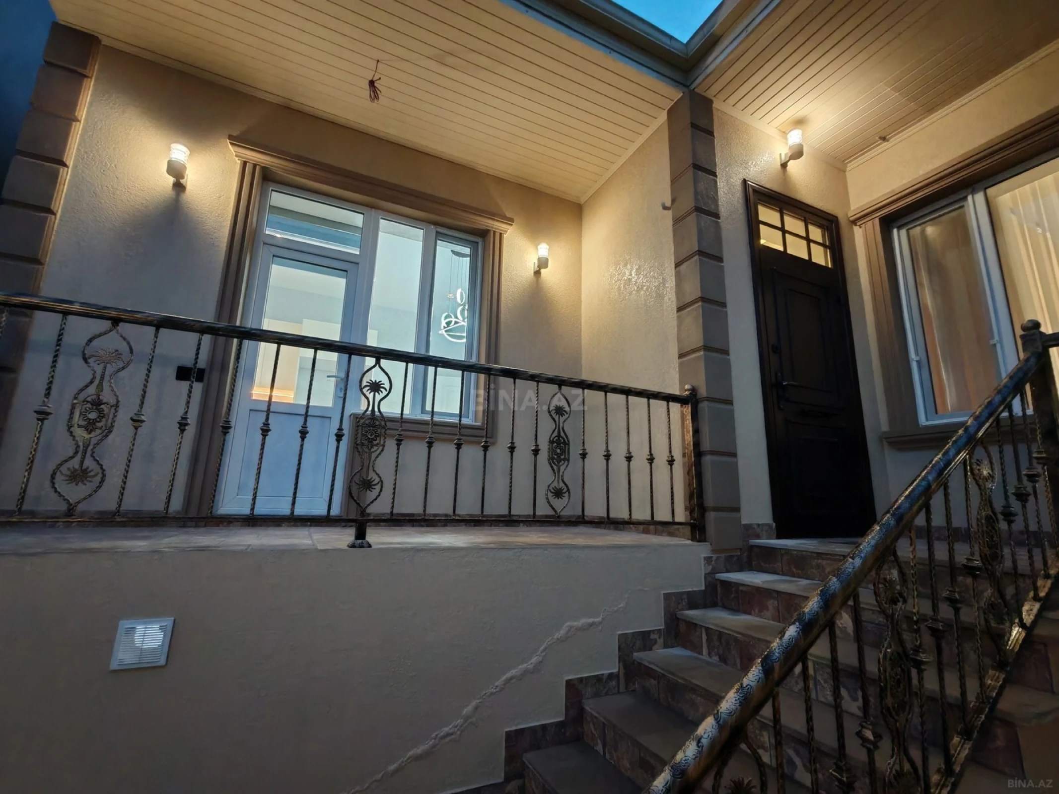 Satılır 4 otaqlı həyət evi 130 m²