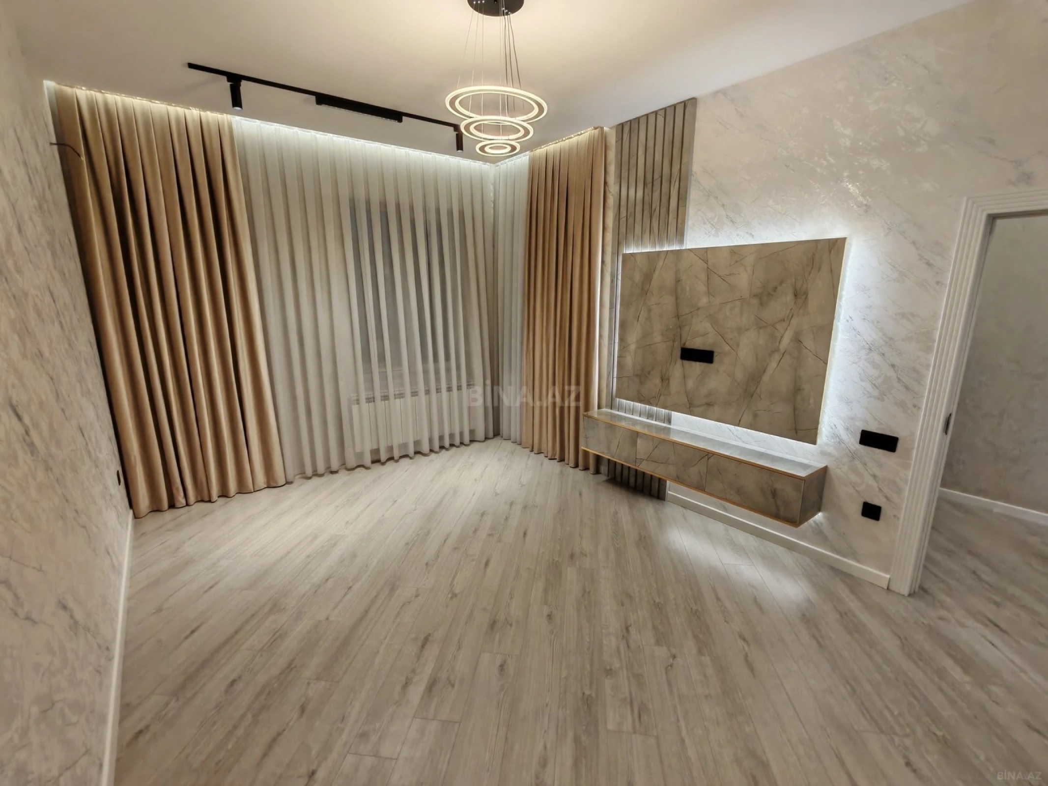 Satılır 4 otaqlı həyət evi 130 m²