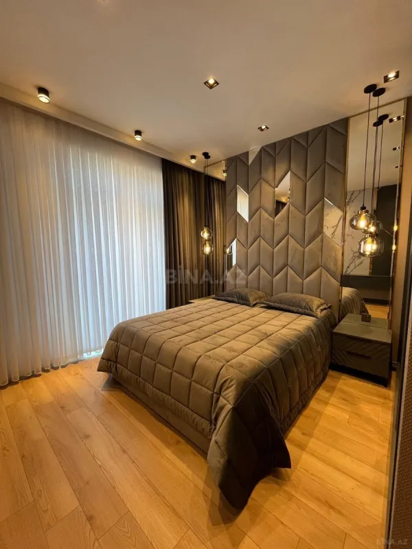 Satılır 3 otaqlı mənzil 98 m²