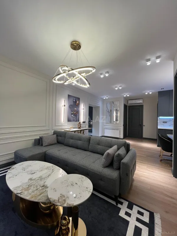 Satılır 3 otaqlı mənzil 98 m²