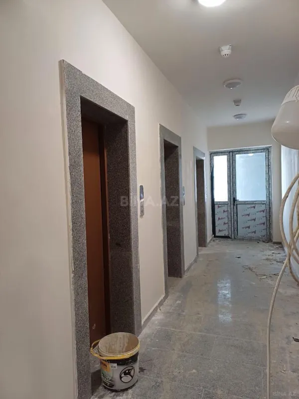 Satılır 3 otaqlı mənzil 77.7 m²