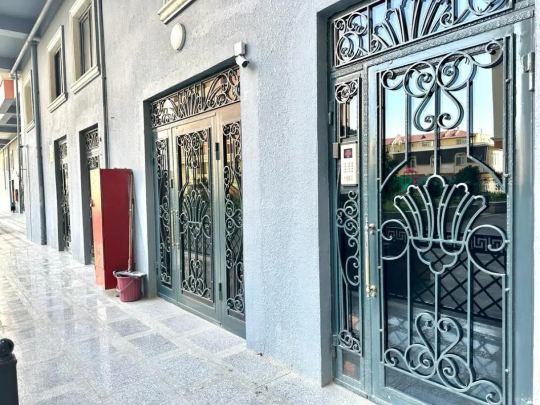 Satılır 3 otaqlı mənzil 92 m²