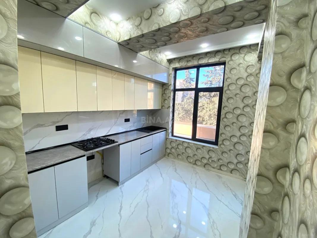 Satılır 3 otaqlı mənzil 92 m²