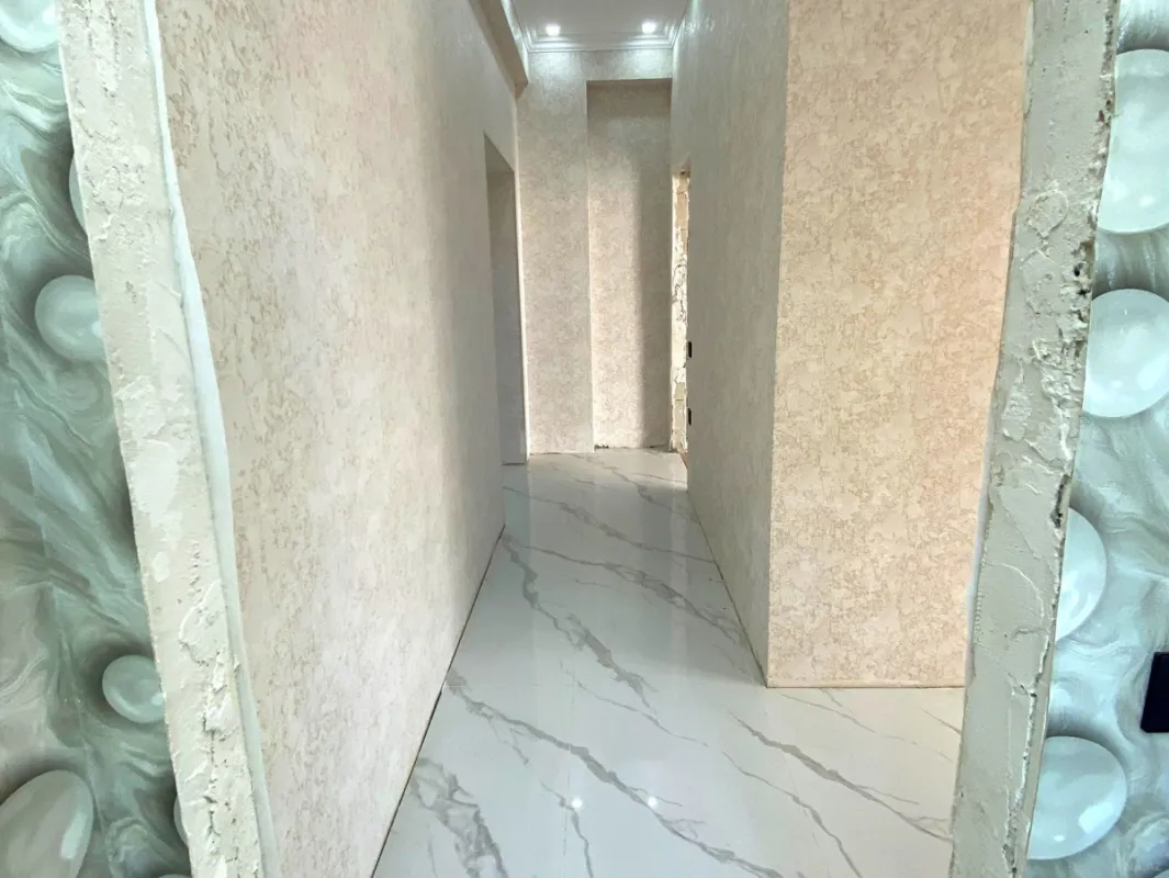 Satılır 3 otaqlı mənzil 92 m²