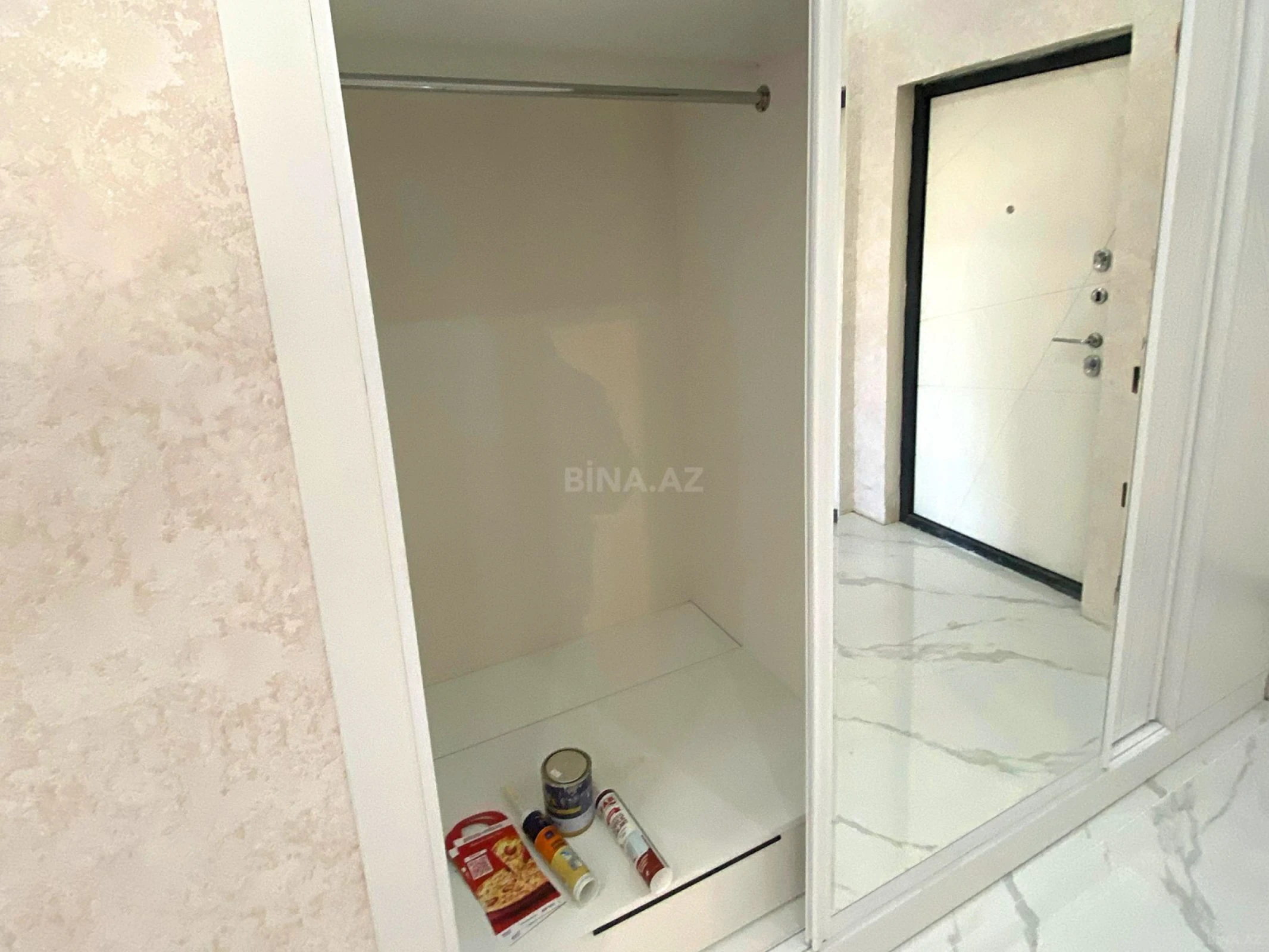 Satılır 3 otaqlı mənzil 92 m²