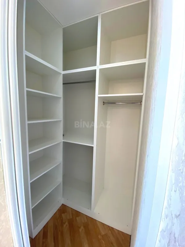 Satılır 3 otaqlı mənzil 92 m²