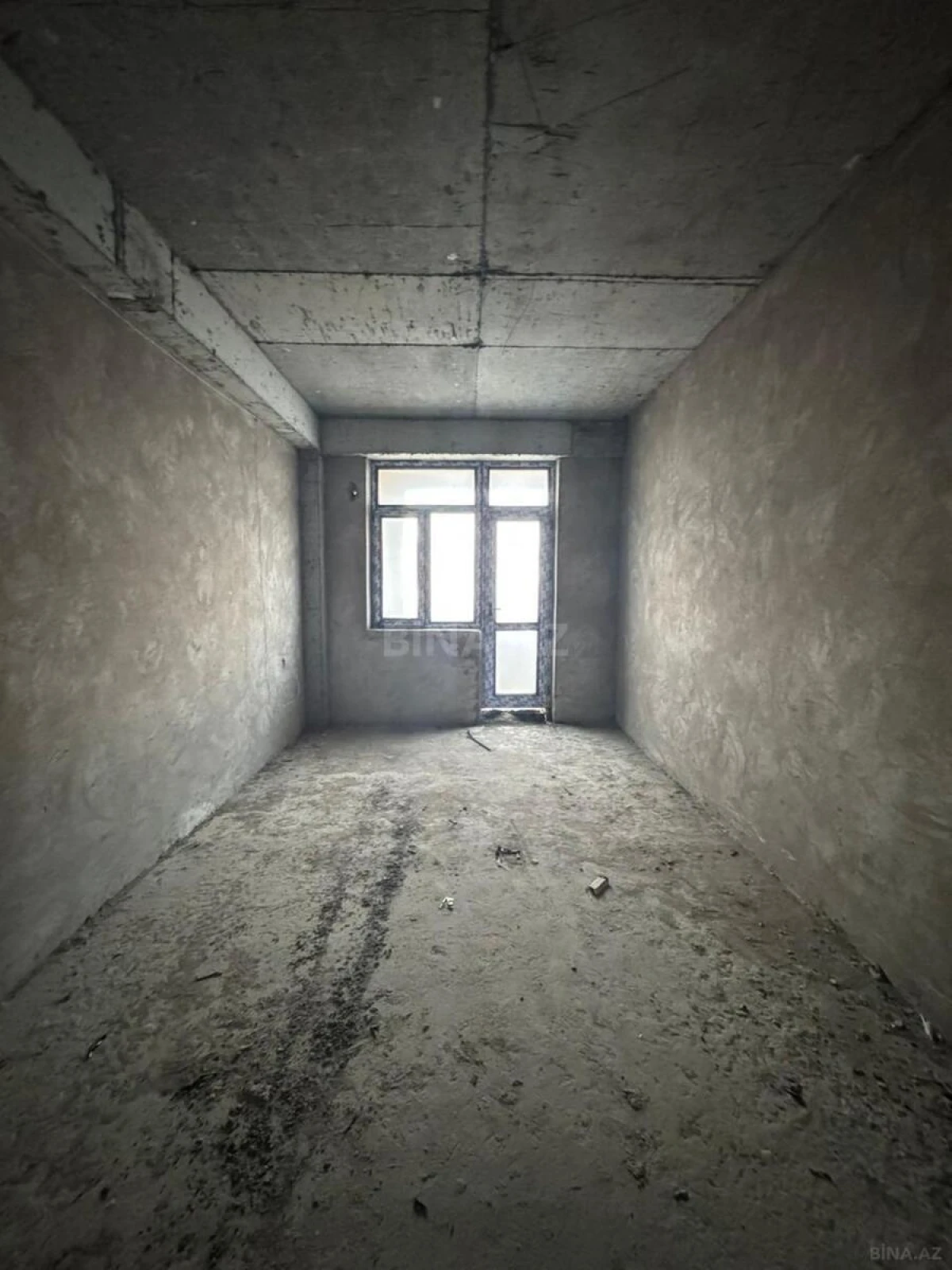 Satılır 3 otaqlı mənzil 159 m²