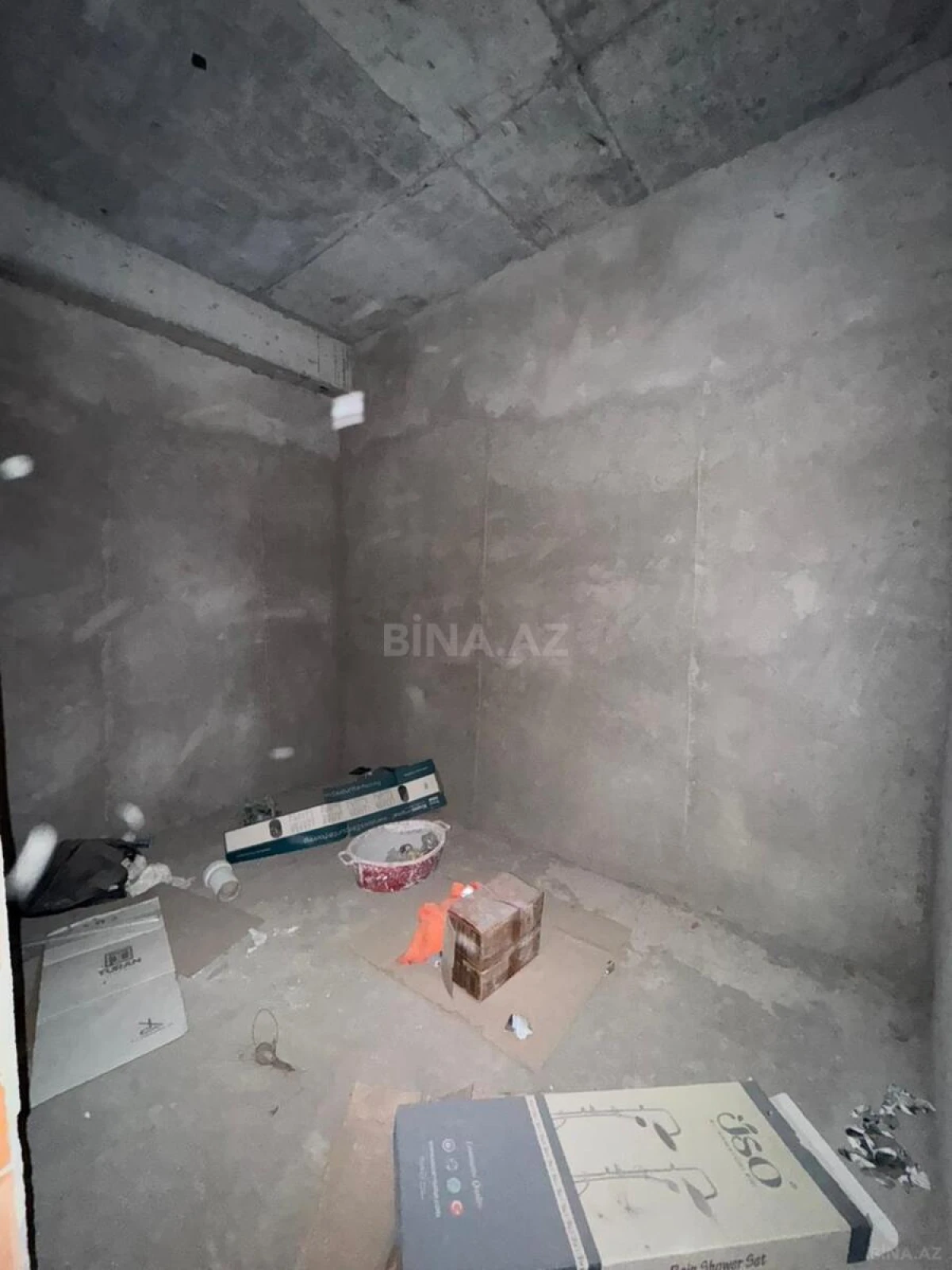 Satılır 3 otaqlı mənzil 159 m²