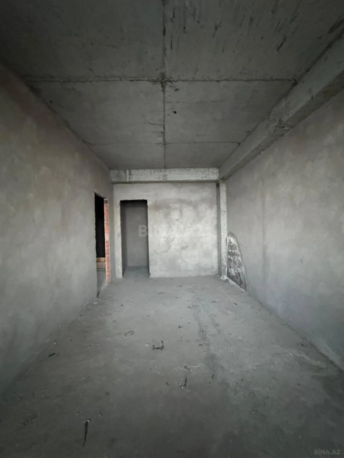 Satılır 3 otaqlı mənzil 159 m²