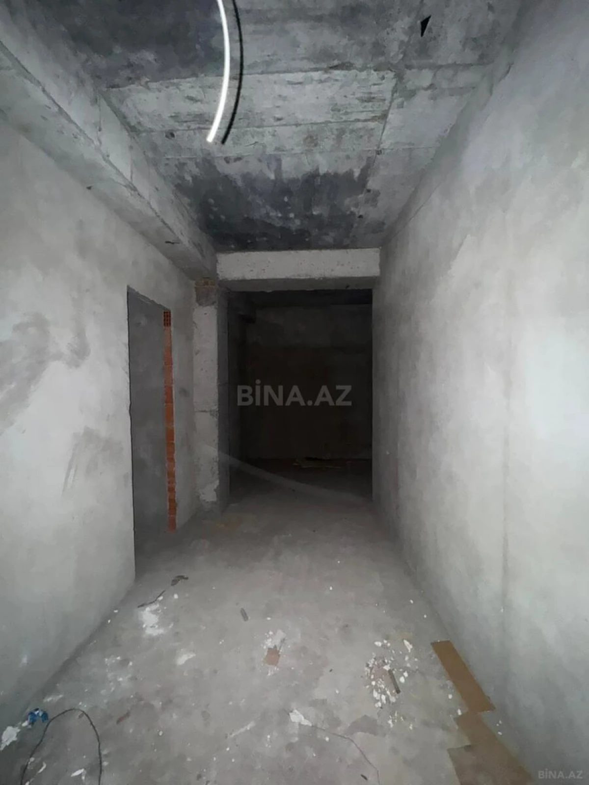 Satılır 3 otaqlı mənzil 159 m²