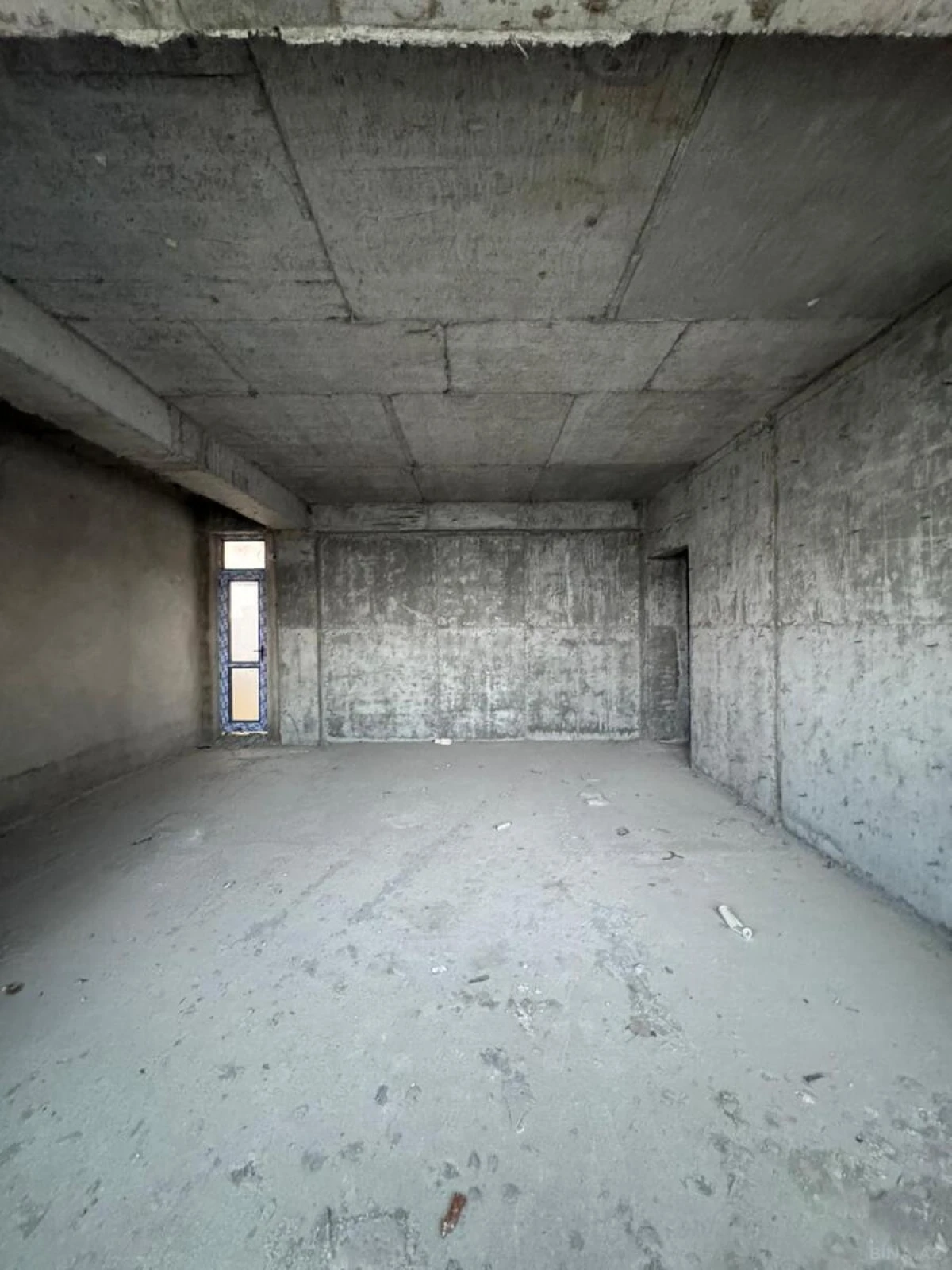 Satılır 3 otaqlı mənzil 159 m²