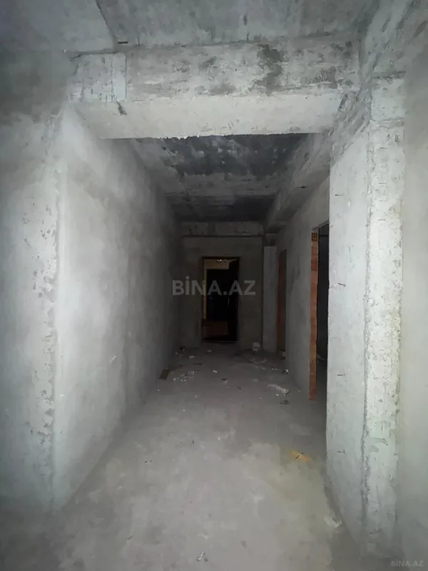 Satılır 3 otaqlı mənzil 159 m²