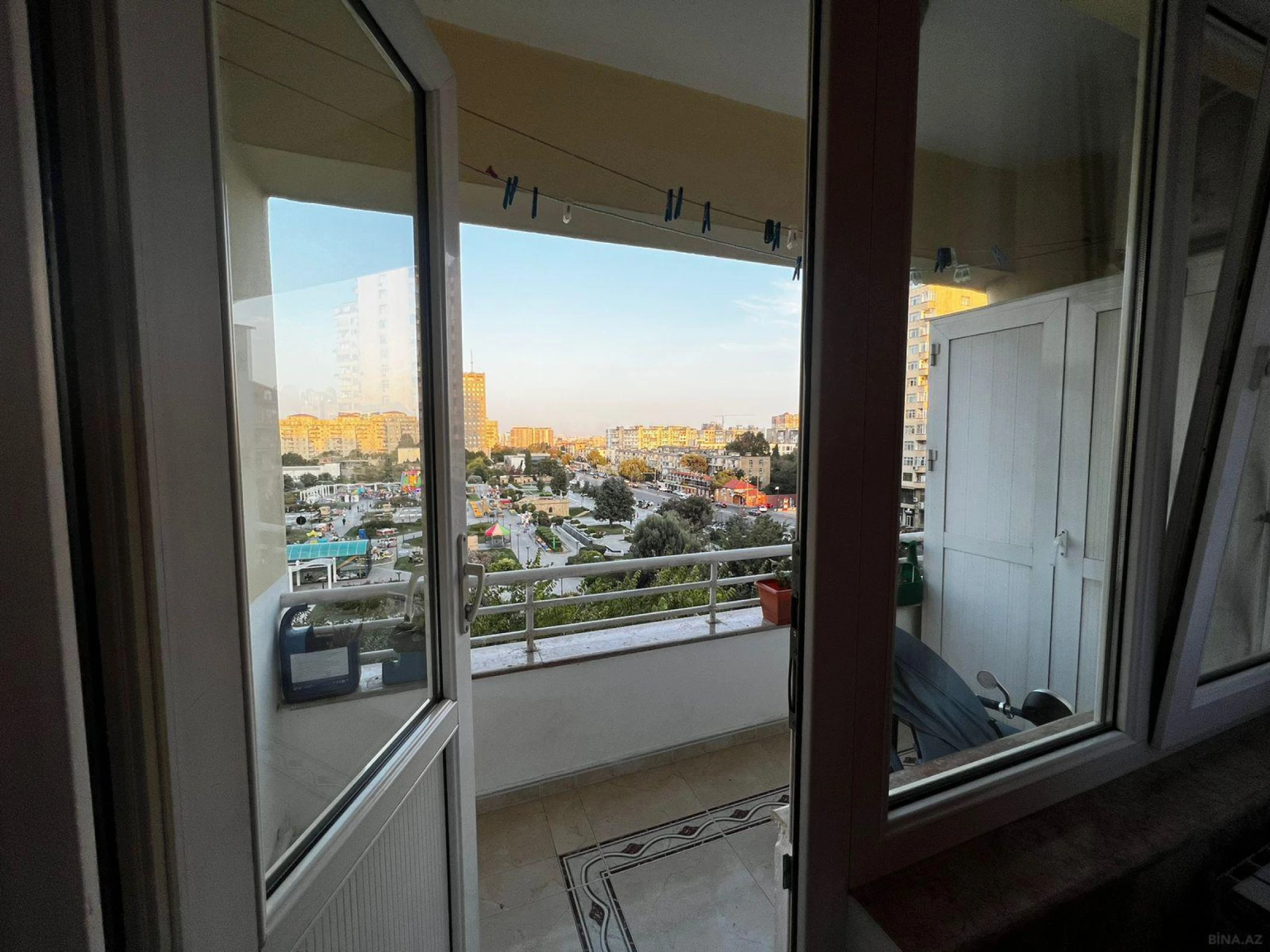 Satılır 3 otaqlı mənzil 103 m²