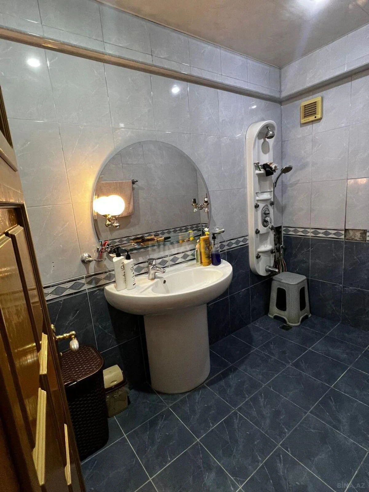 Satılır 3 otaqlı mənzil 103 m²