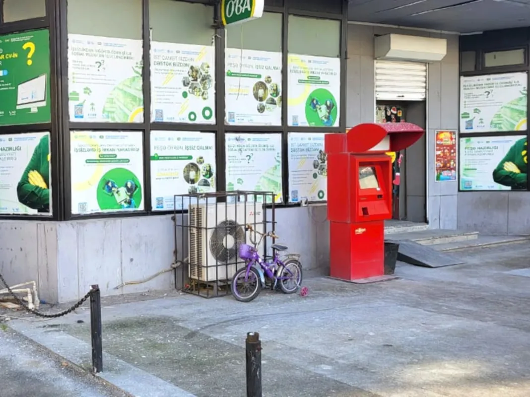 Satılır obyekt 30 m²