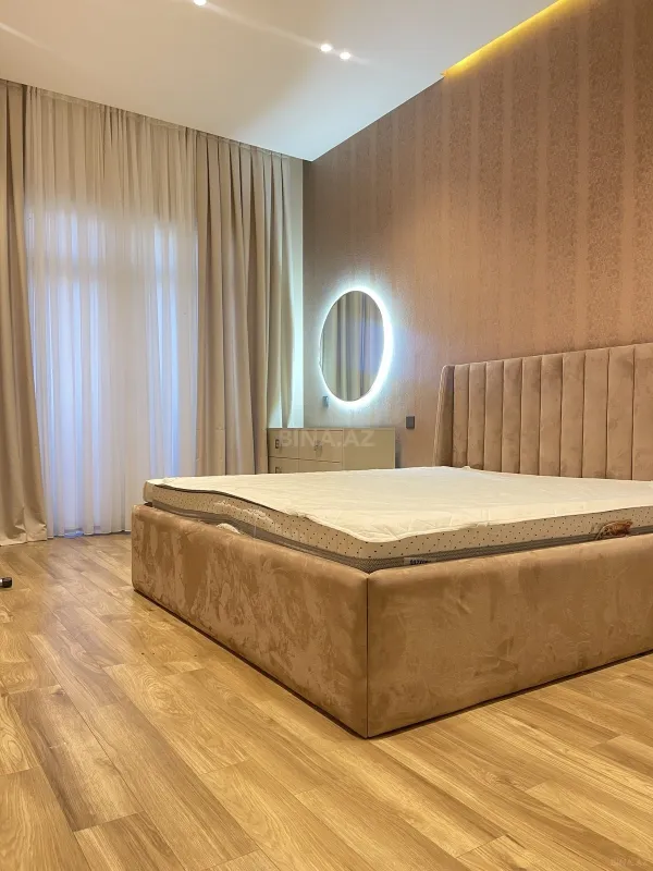 Kirayə verilir 2 otaqlı mənzil 95 m²